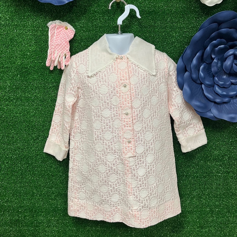 Vintage Bow Age pink and white collard button up dress fits like a 2 toddler
